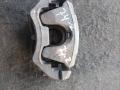 суппорт передний правый BMW X1 F48 2016, 1.8 л., B47 C20 A, дизель, 6МКПП, 668, внедорожник 5 дв., полный привод, правый руль - фото №2