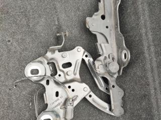 петля капота правая BMW X1 F48 2016, 1.8 л., B47 C20 A, дизель, 6МКПП, 668, внедорожник 5 дв., полный привод, правый руль, 7329442