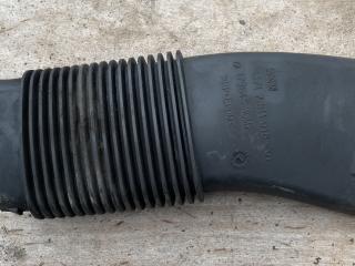 патрубок воздушного фильтра BMW X3 F25 2014, 2.0 л., N47 D20 C, дизель, МКПП, 475, внедорожник 5 дв., полный привод, правый руль, 7811018