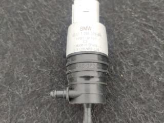насос (моторчик) омывателя стекла BMW 5 серия G30/G31 G30 2018, 3.0 л., B57 D30 A, дизель, АКПП, синий, седан, полный привод, правый руль, 7298309