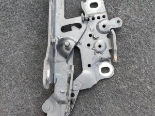 петля капота левая BMW 4 серия F32/F33 F32 2016, 2.0 л., N47 D20 C, дизель, АКПП, 475, купе, задний привод, правый руль, 7336699
