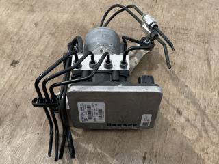 блок ABS BMW 5 серия G30/G31 G30 2018, 3.0 л., B57 D30 A, дизель, АКПП, синий, седан, полный привод, правый руль, 6887497