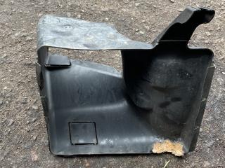 воздуховод (дефлектор) радиатора BMW 7 серия F01/F02 F02 2008, 3.0 л., N54 B30 A, бензин, АКПП, 475, седан, задний привод, правый руль, 7184157