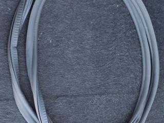 уплотнитель двери BMW 5 серия G30/G31 G30 2018, 2.0 л., B48 B20 A, бензин, АКПП, синий, седан, задний привод, правый руль, 7337000