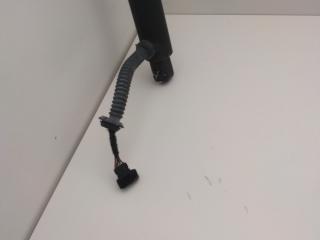амортизатор крышки багажника (3-5 двери) BMW 5 серия F07/F10/F11 2011, 4.4 л., i, N63 B44 B, бензин, АКПП, 475, хетчбэк 5 дв., задний привод, 7120095