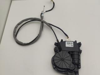 активатор замка багажника BMW 5 серия F07/F10/F11 2011, 4.4 л., i, N63 B44 B, бензин, АКПП, 475, хетчбэк 5 дв., задний привод, 51247211168