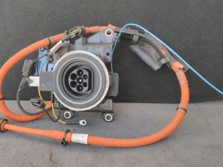 порт зарядный BMW 3 серия F30/F31 [рестайлинг] F30 2018, 2.0 л., B48 B20 A, гибрид, АКПП, седан, задний привод, 9320474, 7549032, 9391259, 9391261, 6824111, 6824105, 9367068, 7409973