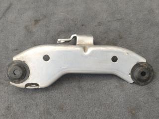 кронштейн (крепление) BMW M8 F91/92 F91 2020, 4.4 л., i, S63 B44 B, бензин, АКПП, 490, кабриолет, полный привод, правый руль, 7357220