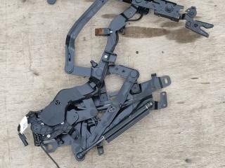 петля складной крыши левая BMW M8 F91/92 F91 2020, 4.4 л., i, S63 B44 B, бензин, АКПП, 490, кабриолет, полный привод, правый руль, 7443103