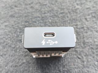 разъем AUX / USB BMW 4 серия G22/G23 G22 2021, 2.0 л., B47 D20 B, дизель, 8711939