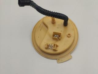 колба в бак BMW 7 серия F01/F02 2008, 3.0 л., дизель, АКПП, седан, правый руль, 7188563