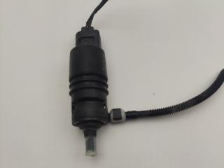 насос (моторчик) омывателя стекла BMW X3 F25 2014, 2.0 л., N20 B20 A, бензин, АКПП, внедорожник 5 дв., 8362154