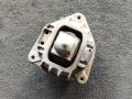 подушка крепления двигателя BMW 6 серия F06/F12/F13 F06 2012, 4.0 л., D, дизель, АКПП, седан, задний привод, правый руль, 6777371 - фото №3