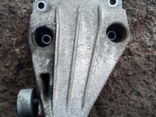 кронштейн двигателя BMW 5 серия F07/F10/F11 2011, 3.0 л., бензин, АКПП, седан