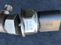 датчик давления топлива BMW 7 серия F01/F02 2011, 4.4 л., N63 B44 A, бензин, АКПП, седан, 7537319, 7547600 - фото №3