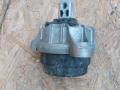 подушка крепления двигателя BMW 5 серия F07/F10/F11 2012, 2.0 л., N47 D20 C, дизель, АКПП, седан, 6785602 - фото №2