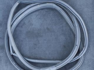уплотнитель двери BMW i3 L01 I01 2014, 0.6 л., бензин, электро, задний привод, правый руль
