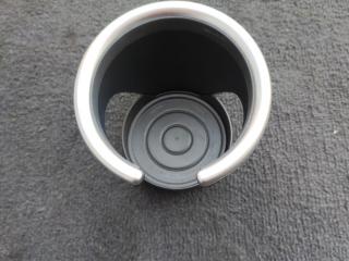подстаканник BMW i3 L01 I01 2014, 0.6 л., бензин, электро, задний привод, правый руль, 51169283147, 9283147