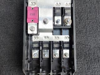 распределитель B+ BMW 2 серия F44 2020, 1.5 л., i, B38 A15 A, бензин, АКПП, седан, передний привод, 6822571