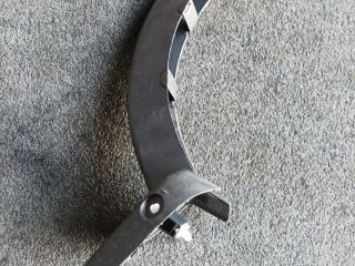 накладка петли багажника левая BMW M5 F90 2020, 4.4 л., S63 B44 B, бензин, АКПП, седан, полный привод, правый руль, 7383562