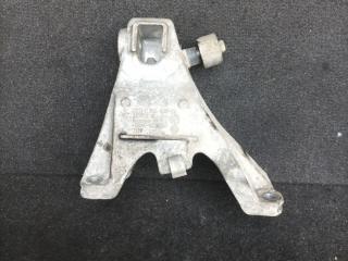 кронштейн двигателя BMW 3 серия F30/F31/F34 [рестайлинг] F30 2015, 3.0 л., N57 D30 A, дизель, АКПП, a300, седан, полный привод, правый руль, 6870608