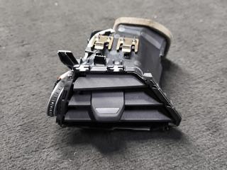 дефлектор обдува салона BMW 2 серия G42 2022, 3.0 л., B58B30, бензин, АКПП, купе, полный привод, 6848620