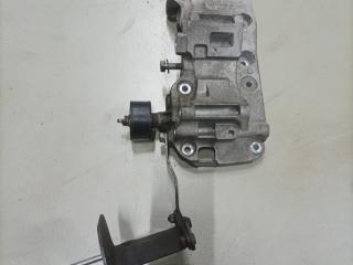 кронштейн компрессора кондиционера BMW X5 E70 [рестайлинг] E70 2013, 5.0 л., N57 D30 C, дизель, АКПП, внедорожник 5 дв., полный привод, 8506863, 11168506863