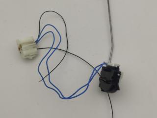 датчик уровня топлива BMW 5 серия F07/F10/F11 2010, 4.4 л., i, N63 B44 A, бензин, АКПП, белый, хетчбэк 5 дв., задний привод, 7246010