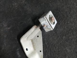 кронштейн глушителя BMW 2 серия F22/F23 F22 2015, 1.5 л., B38 B15 A, бензин, МКПП, купе, 8632096, 8618298