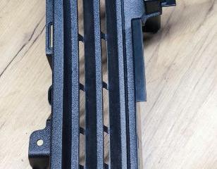 направляющая шторки багажника (салазки) BMW X5 G05 2021, 4.0 л., B58B30C, гибрид, АКПП, 475 black-sapphire metallic, внедорожник 5 дв., полный привод, 7438182