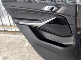 обшивка двери задняя левая BMW X5 G05 2021, 4.0 л., B58B30C, гибрид, АКПП, 475 black-sapphire metallic, внедорожник 5 дв., полный привод