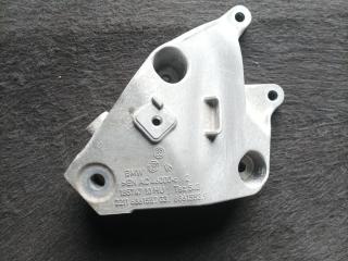 кронштейн двигателя BMW 8 серия G14/G15 G16 2021, 4.0 л., бензин, АКПП, с36, седан, задний привод, 22116861557, 6861557, 22116861553, 6861553