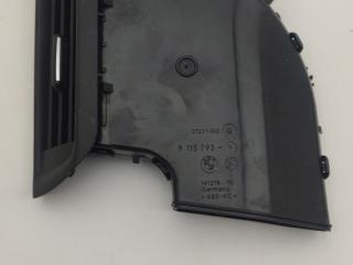 дефлектор обдува салона BMW 7 серия F01/F02 2011, 4.4 л., N63 B44 A, бензин, АКПП, седан, 9113793