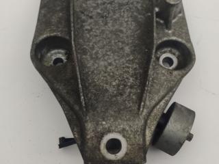 кронштейн двигателя BMW 7 серия F01/F02 2008, 3.0 л., дизель, АКПП, седан, правый руль, 6777623