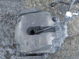 суппорт передний левый BMW 5 серия F07/F10/F11 F10 2011, 3.0 л., i, N52N B30 A, бензин, АКПП, седан, задний привод