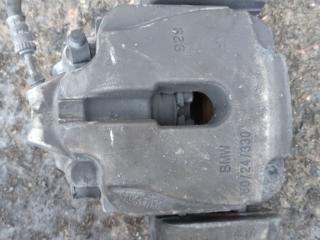суппорт передний правый BMW 5 серия F07/F10/F11 F10 2011, 3.0 л., i, N52N B30 A, бензин, АКПП, седан, задний привод