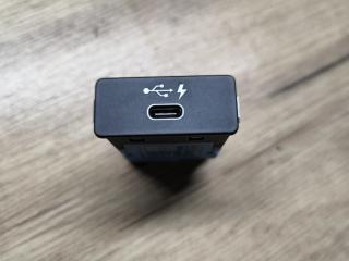 разъем AUX / USB BMW 4 серия G22/G23 G22 2021, 2.0 л., B48 B20 A, бензин, задний привод, 8711939, 84108711939