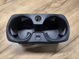 подстаканник BMW 3 серия G20 2021, 2.0 л., B48 A20 B, бензин, АКПП, 475, универсал, задний привод, 6809803, 51166809803