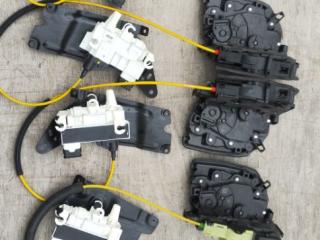 замок двери BMW M8 F91/92 F93 2020, 4.4 л., S63 B44 B, бензин, АКПП, седан, полный привод, 7477712, 7477711, 7477708, 7477709