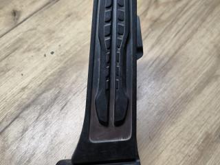 педаль BMW 8 серия G14/G15 G15 2019, 5.0 л., N63B44D, бензин, 416, купе, полный привод, 35426871053, 6871053
