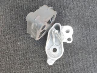 кронштейн глушителя BMW M8 F91/92 F93 2020, 4.4 л., S63 B44 B, бензин, АКПП, седан, полный привод, 7616850, 8599159