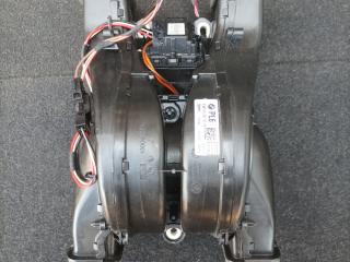 моторчик печки BMW 7 серия F01/F02 F01 2009, 3.0 л., N57 D30 A, дизель, АКПП, задний привод, 9138176