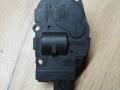 моторчик заслонки печки BMW 7 серия F01/F02 F01 2009, 3.0 л., N57 D30 A, дизель, АКПП, задний привод - фото №2