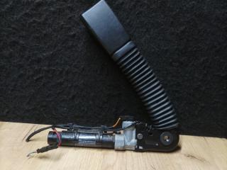 пиропатрон BMW 7 серия F01/F02 F01 2009, 3.0 л., N57 D30 A, дизель, АКПП, задний привод, 9115306