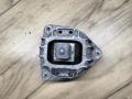 подушка крепления двигателя BMW 6 серия F06/F12/F13 F13 2012, 4.0 л., дизель, a82, купе, задний привод, 6777371, 22116777371 - фото №3