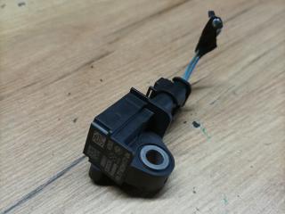 датчик удара BMW 6 серия F06/F12/F13 F13 2012, 4.0 л., дизель, a82, купе, задний привод, 9224177