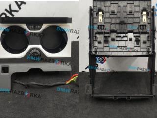 подстаканник BMW XM G09 G09 2023, 4.4 л., S68B44, бензин, электро, АКПП, 475, внедорожник 5 дв., полный привод, 6827173
