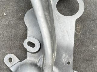 уплотнитель подкапотного пространства BMW M8 F91/92 F93 2020, 4.4 л., S63 B44 B, бензин, АКПП, седан, полный привод, 7349602