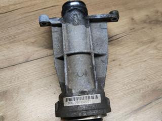 кронштейн полуоси BMW X5 F15 2014, 4.0 л., дизель, АКПП, rubinschwarz metallic (x03), внедорожник 5 дв., полный привод, 7600691, 7600690