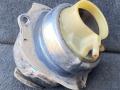 подушка крепления двигателя BMW X5 F15 2014, 4.0 л., дизель, АКПП, rubinschwarz metallic (x03), внедорожник 5 дв., полный привод, 6853103 - фото №2